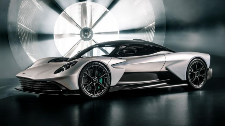 Aston Martin fajëson rënien e kërkesave për vonesën e elektrizimit të linjës