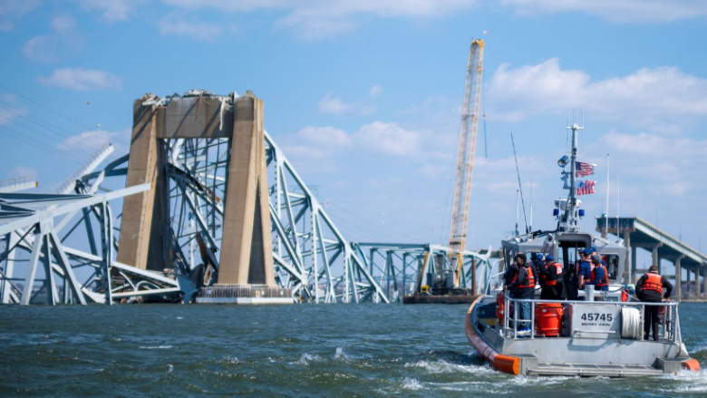 Fillon operacioni i shpëtimit për gjetjen e katër trupave të humbur nga shembja e urës në Baltimore