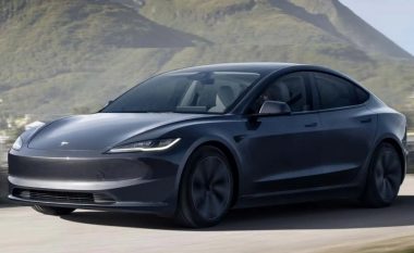 Pronarët e Tesla-s përfitojnë “opsionin me vetëdrejtim të plotë” falas për një muaj për të parë se si funksionon