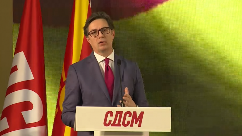 Pendarovski: Do të anëtarësohem në OBRM-PDUKM nëse arrijnë që maqedonasit t’i fusin në Kushtetutën e Bullgarisë