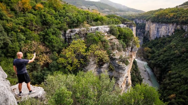 Mediat gjermane, jehonë Shqipërisë: Eksploroni mrekullitë e saj natyrore