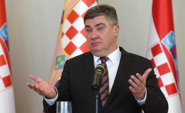 Presidenti kroat jep dorëheqje