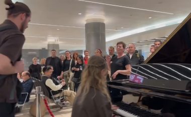 Artistët e Filharmonisë së Kosovës mbajnë koncert spontan në aeroport, vizitorët kënaqen nën tingujt e 