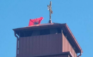 Vendoset flamuri shqiptar në kishën “Shën Anastasij” në Kalanë e Tetovës, SPB Tetovë: Merren masa për zbardhje të rastit