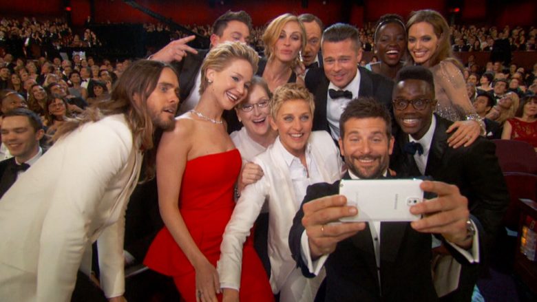 “Selfie” e famshme e ‘Oscars’ që theu rekordet në atë kohë – pas 10 vitesh quhet një mallkim për të gjithë protagonistët në foto