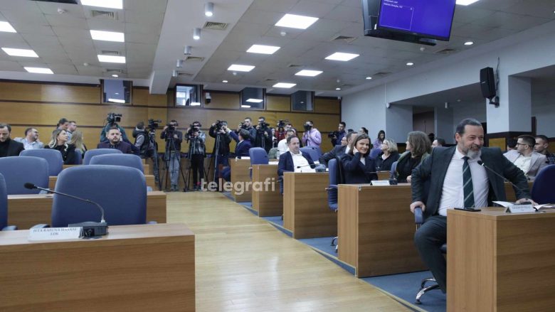 Fehmi Kupina nuk zgjidhet kryesues as në raundin e dytë të votimit, votohet për herë të tretë