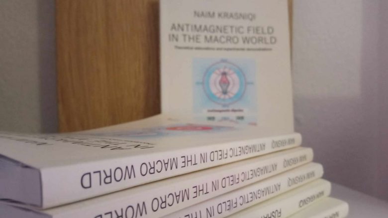 “Fusha antimagnetike në makrobotë” e autorit Naim Krasniqi botohet edhe në gjuhën angleze