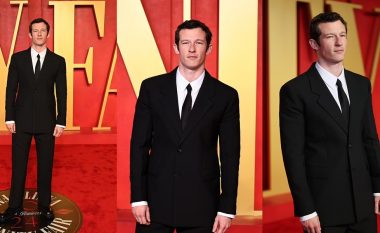 Callum Turner duket elegant me një kostum të zi, teksa merr pjesë në festën e “Oscars” pa të dashurën Dua Lipa