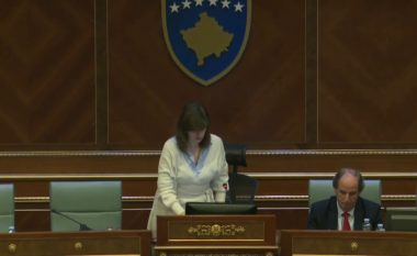 Pasi Bajrami i quajti “hajna” deputetët e LVV-së, Bogujevci heq dorë nga kryesimi i seancës së Kuvendit dhe lëshon sallën