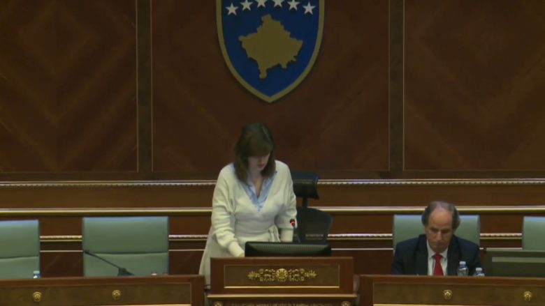 Pasi Bajrami i quajti “hajna” deputetët e LVV-së, Bogujevci heq dorë nga kryesimi i seancës së Kuvendit dhe lëshon sallën