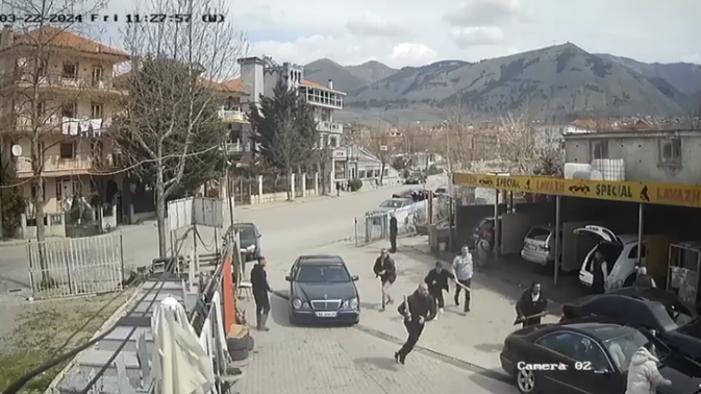 Rrahën me shkopa bejsbolli 30-vjeçarin, lirohen nga burgu katër agresorët në Korçë