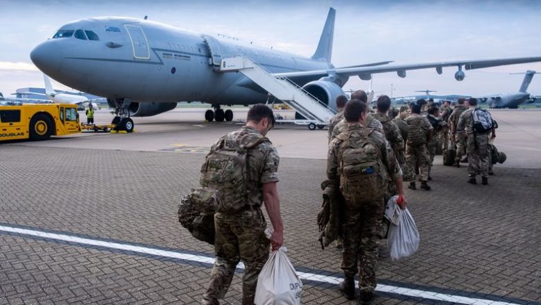 Nuk mund të përjashtohet mundësia e dërgimit të trupave britanike në Ukrainë, thotë ministri i mbrojtjes Wallace