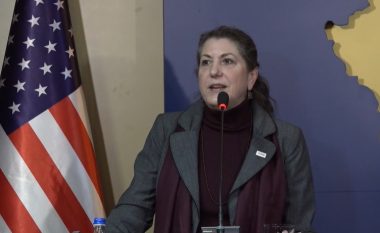McKee nga USAID-i: Pavarësisht mosmarrëveshjeve me “qeveri të veçanta”, përkushtimi ndaj Kosovës mbetet i palëkundur