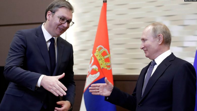 “Putini dëshiron luftë në Ballkan, mbështetet te Serbia”, paralajmërojnë analistët amerikanë Stradner dhe Montgomery