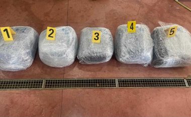 Arrestohen katër persona - konfiskohet drogë në vlerë 70 mijë euro në Suharekë