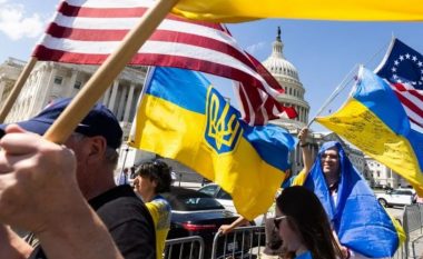 Senati amerikan miraton paketën me ndihmë ushtarake për Ukrainën në vlerë prej 61 miliardë dollarë