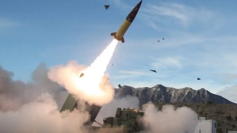 Ukrainasit përdorin për herë të parë raketat amerikane me rreze të gjatë