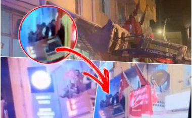 Tragjedi në festimin e fitores zgjedhore në Turqi, një zyrtar i CHP-së humb jetën nga shembja e ballkonit të ndërtesës