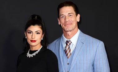 John Cena zbulon arsyen pse preferon ta mbajë private lidhjen me gruan e tij Shay Shariatzadeh