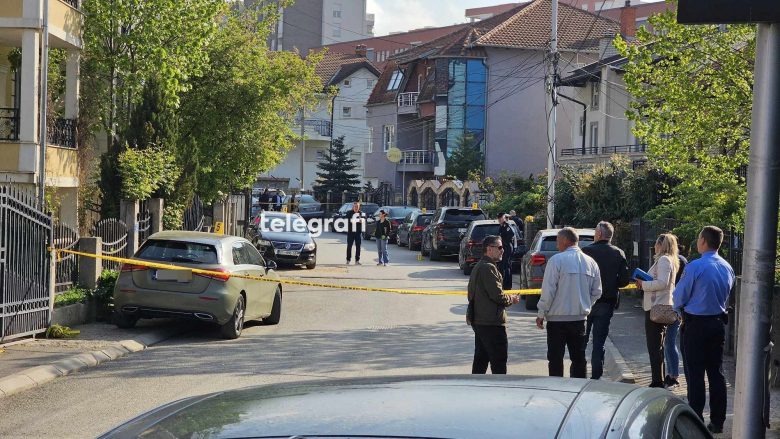 Policia konfirmon shpërthimin në Prishtinë, ishte granatë dore dhe gjashtë vetura u dëmtuan