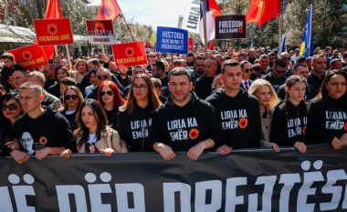 Krasniqi kujton protestën masive në mbështetje të ish-krerëve të UÇK-së: Drejtësia do të triumfojë