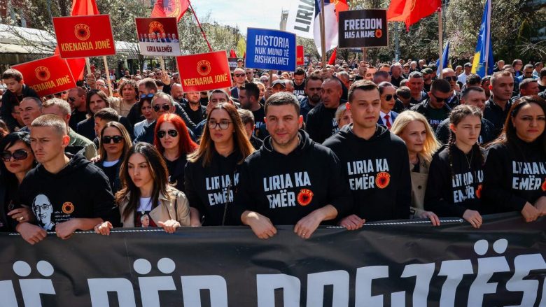 Krasniqi kujton protestën masive në mbështetje të ish-krerëve të UÇK-së: Drejtësia do të triumfojë