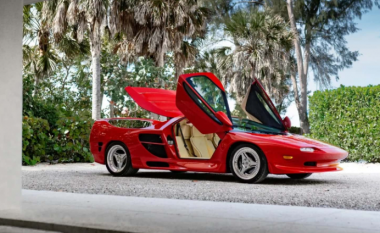 Mundësi jashtëzakonisht e rrallë – del në shitje Vector M12 me fuqi sa Lamborghini