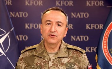 Pas vizitës në selinë e NATO-s, gjenerali Ulutash: Vetëm zgjidhje politike mes Kosovës e Serbisë