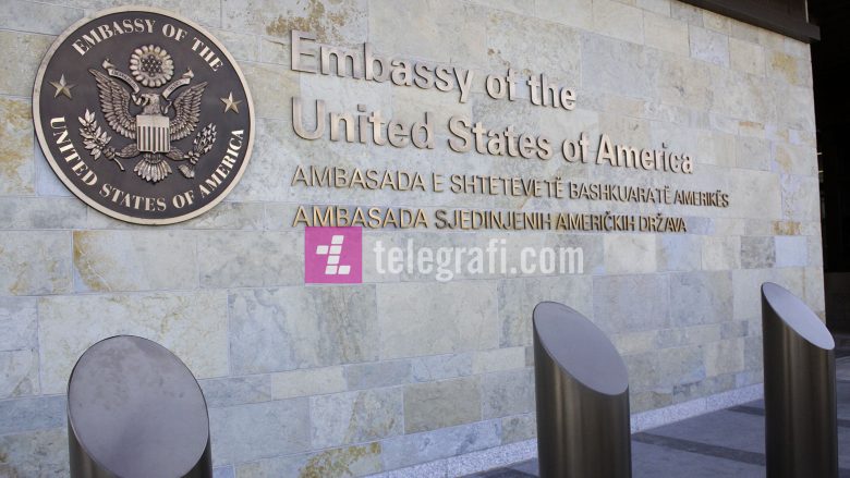 Ambasada e SHBA-së vlerëson përpjekjen e Kosovës në procesin për shkarkimin e kryetarëve në komunat veriore