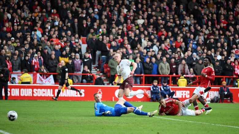 Manchester Cityt i mjaftojnë dy gola për të marr tri pikët e radhës