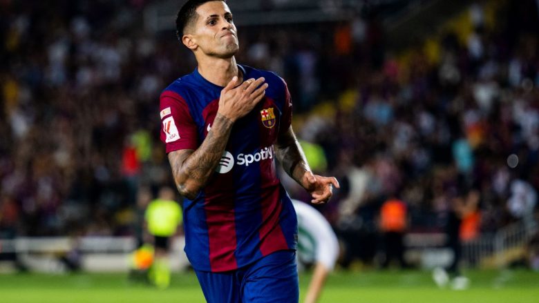 Zbulohen prapaskenat, si Joao Cancelo hoqi dorë nga dy milionë euro për Barcelonën