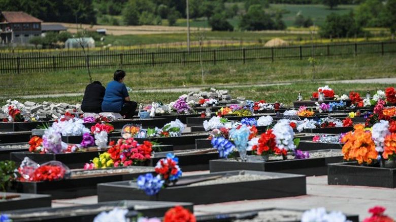 Masakra në Mejë “Srebrenica e Kosovës” – thirrja më e fuqishme e Kosovës për drejtësi