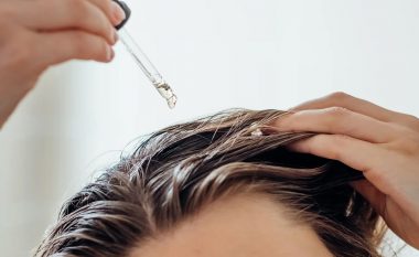 Si ndihmon vaji i arganit në rritjen dhe shkëlqimin e flokëve