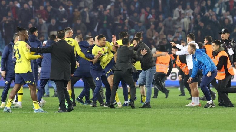 Fenerbahce nesër mban mbledhje të jashtëzakonshme – pritet të votohet mocioni për largim nga Superliga e Turqisë