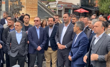 Konjufca në fushatë me kryetarët e partive opozitare shqiptare në Maqedoni