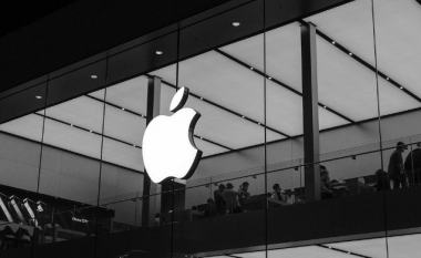Apple do të paguajë shuma të mëdha për të licencuar miliona imazhe me Al