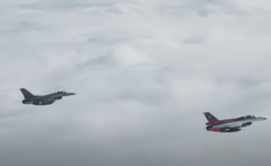 Zhvillohet gara e parë midis një aeroplani luftarak me pilot njerëzor dhe një tjetri të kontrolluar nga Al
