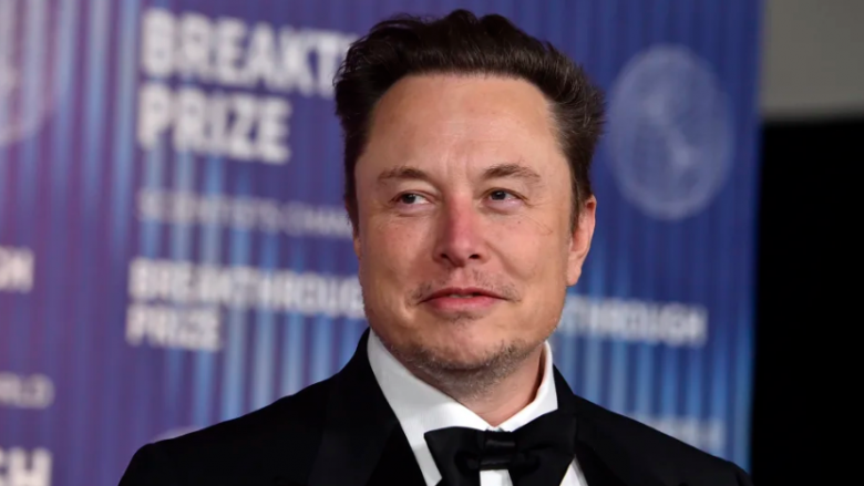 Musk shtyn vizitën për në Indi për shkak të ‘tensioneve’ në Tesla
