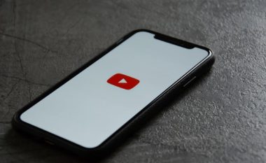 YouTube vazhdon luftën kundër bllokuesve të reklamave, këtë herë në pajisjet celulare - çfarë nuk do të mund të bëni më në aplikacion