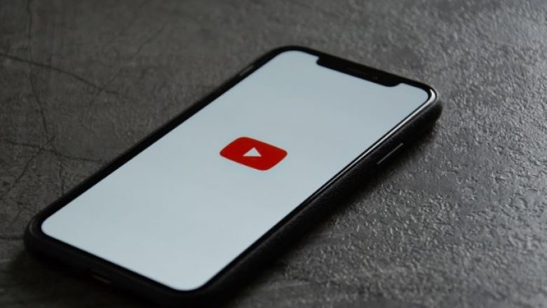 YouTube vazhdon luftën kundër bllokuesve të reklamave, këtë herë në pajisjet celulare - çfarë nuk do të mund të bëni më në aplikacion