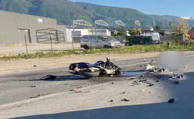 Aksidenti me dy viktima në Suharekë, ndalohet për 48 orë shoferja e veturës
