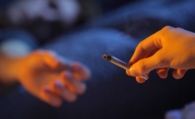 Ndryshon ligji në shqipëri, burg deri 8 vite kush shet cigare për fëmijët