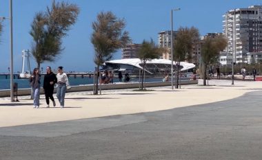 Bashkia e Durrësit kryen pastrimet dhe sistemimet në bregdet, gati për sezonin e ri veror