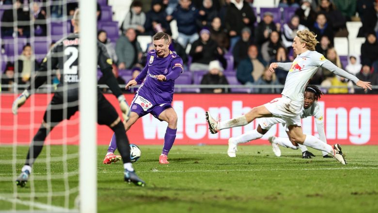 Pas rikthimit nga lëndimi, Fisnik Asllani shënon gol për t’i dhuruar pikë Austria Vjenës