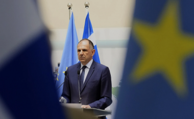 Anëtarësimi në KiE, Greqia pritet të abstenojë në Komitetin e Ministrave