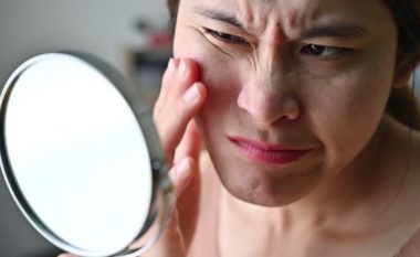 Gjashtë mënyra si të holloni linjat dhe të zvogëloni fryrjen e fytyrës