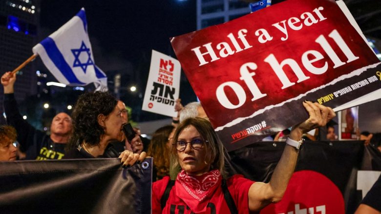 “Gjysmë viti në ferr”: Protestuesit në Izrael bëjnë thirrje për dorëheqjen e Netanyahut dhe zgjedhje të parakohshme