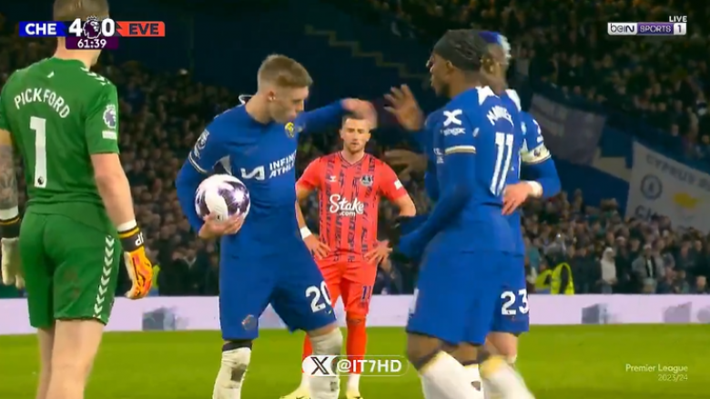 Situatë e shëmtuar te Chelsea, lojtarët kapen mes vete për një penallti