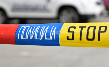 Një i vdekur dhe dy të lënduar në një aksident trafiku në rrugën Kumanovë – Shkup