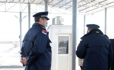 Policia serbe paraburgos mërgimtarin nga Gjakova që e ndaloi dje në kufi